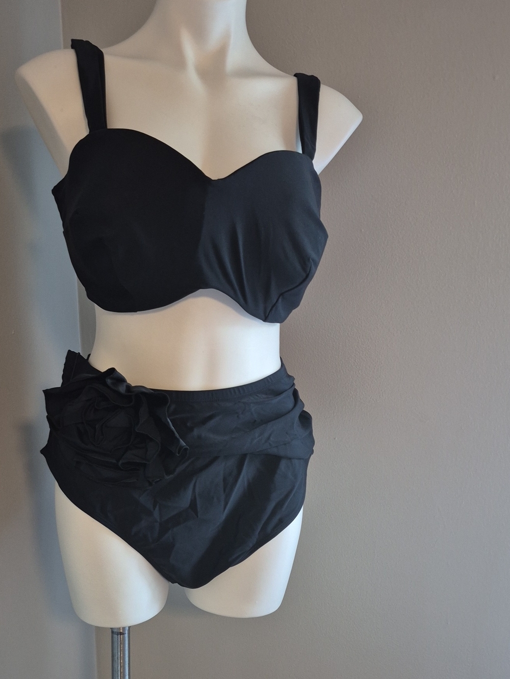 Eloquii Black Retro High-Waist Bikini Set with Rosette